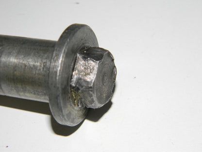 1976 - 79 Kawasaki KZ1000 MOTOR OIL FILTER HOUSING KZ 1000 KZ900 900 Z1 crank - MotoRaider