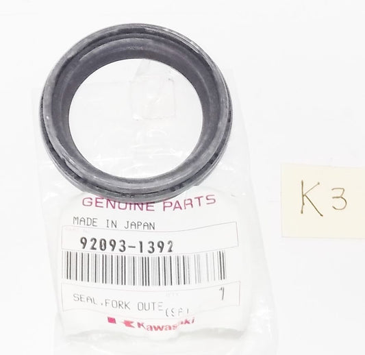 NOS KAWASAKI 1996 1998 2001 2002 2004 KX125 KX250 KX500 FORK OIL SEAL 92093-1392 - MotoRaider