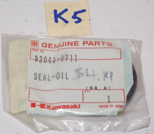 KAWASAKI JET SKI 1988 1991 1994 1997 JS650 JF650 JS550 JH750 OIL SEAL 92049-3711 - MotoRaider
