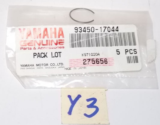 YAMAHA 1976 2011 XS360 DT125 SR185 XJ650 TW200 XT225 SECA CIRCLIP 93450-17044 - MotoRaider