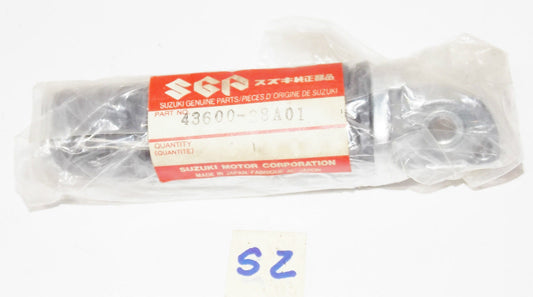 NOS OEM NEW SUZUKI 1986 1987 VS700 RH FOOTREST FOOT PEG PILLION 43600-38A01 - MotoRaider