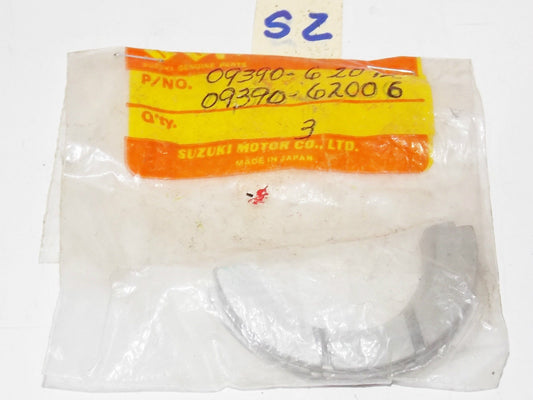 OEM SUZUKI 1977 1997 GS400 GS550 GS1000 GV1200 RF900 GSX-R750 C RING 09390-62006 - MotoRaider