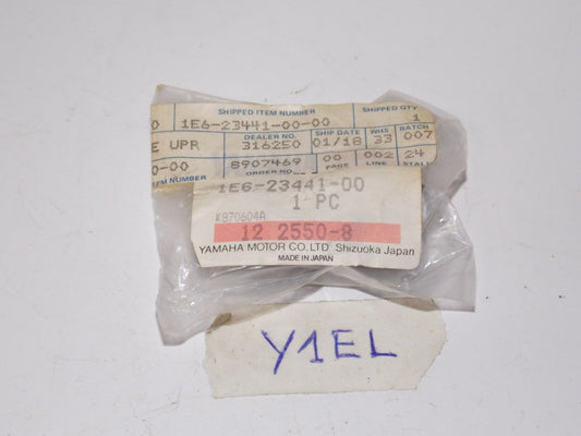 NOS YAMAHA HANDLE UPPER HOLDER 1995-2001 1E6-23441 RT 180G H J K V-STAR 1100 - MotoRaider