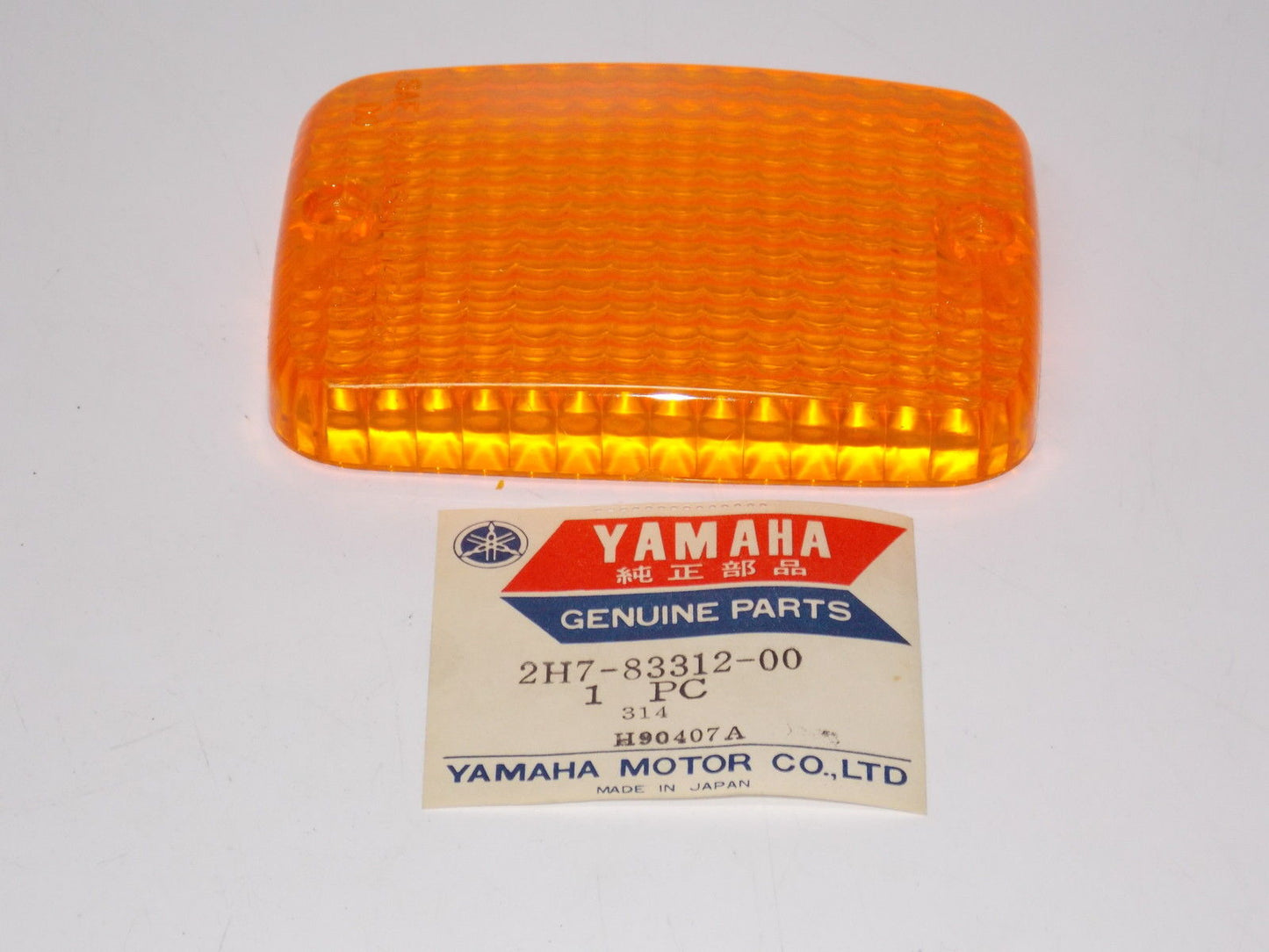 NOS YAMAHA 1978 1979 1980 1981 TURN SIGNAL LENS FLASHER BLINKER XS1100 2H7-83312 - MotoRaider