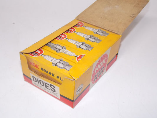 MOTORCYCLE ATV QUAD SCOOTER NGK D10ES SPARK PLUGS 1 BOX OF 10 - MotoRaider
