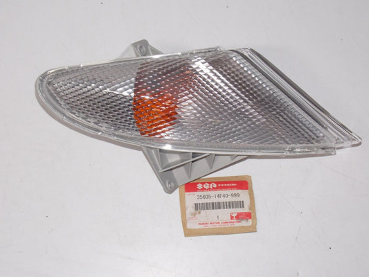 OEM NOS SUZUKI 2001 BURGMAN AN400 FRONT RIGHT TURN SIGNAL LAMP 35605-14F40-999 - MotoRaider