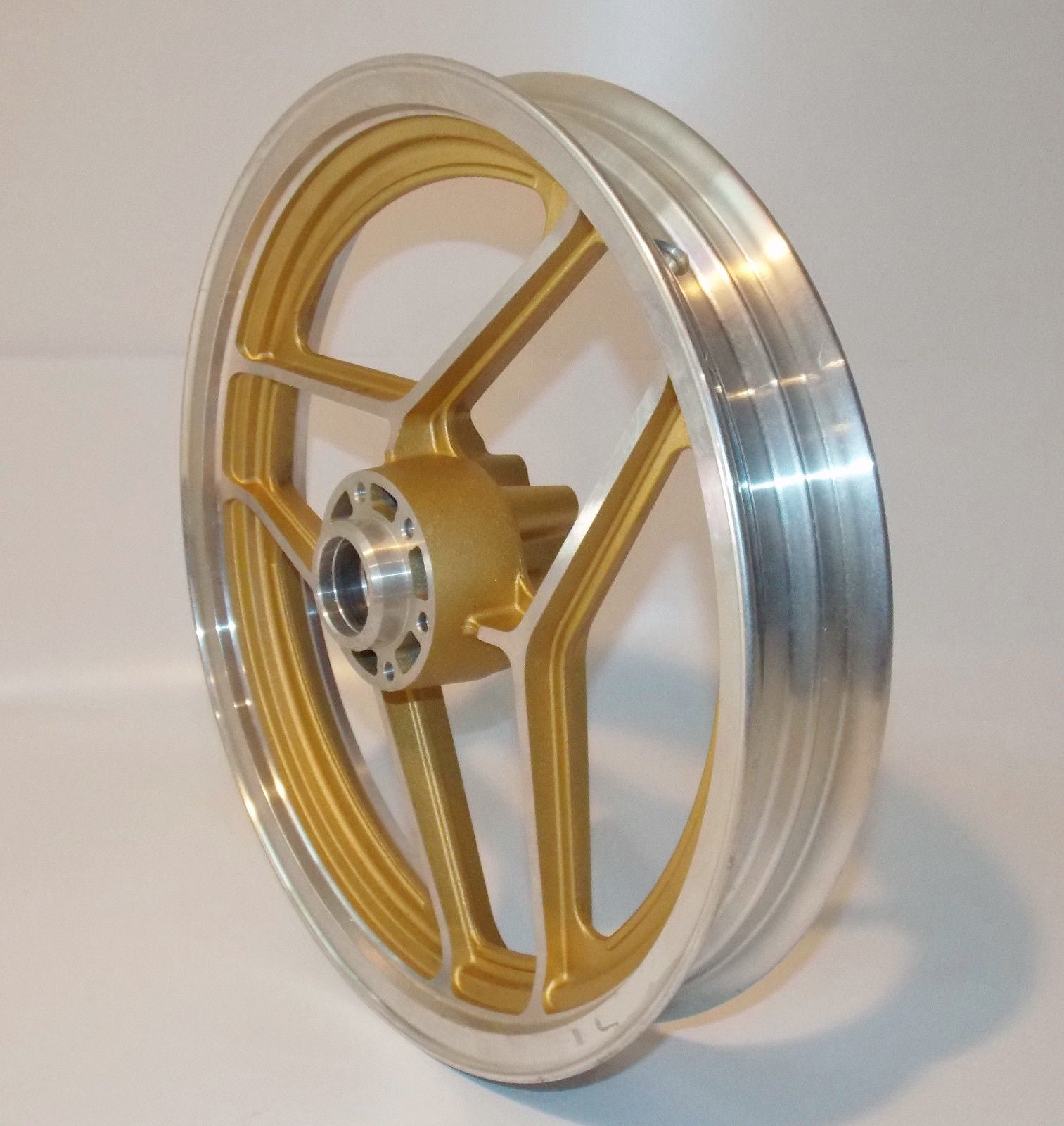 NOS SUZUKI 1983-84-85 GSX750 1.6-2.15 ASAHI ALLOY GOLD RIM WHEEL 54111-09310-19T - MotoRaider