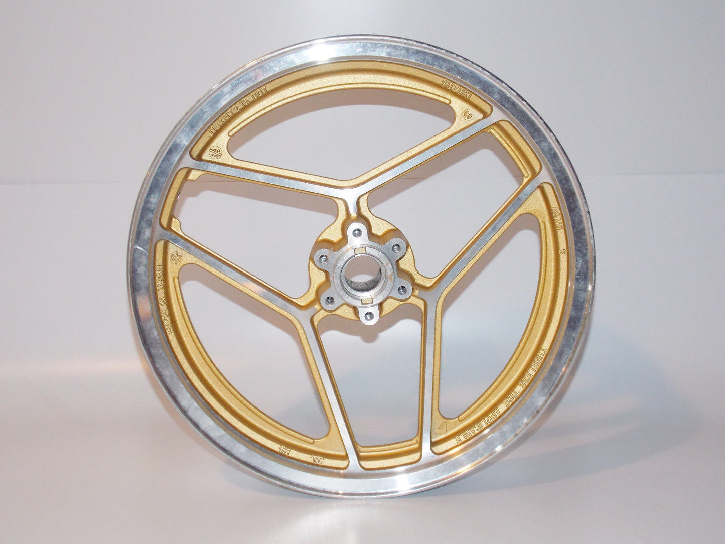 NOS SUZUKI 1983-84-85 GSX750 1.6-2.15 ASAHI ALLOY GOLD RIM WHEEL 54111-09310-19T - MotoRaider