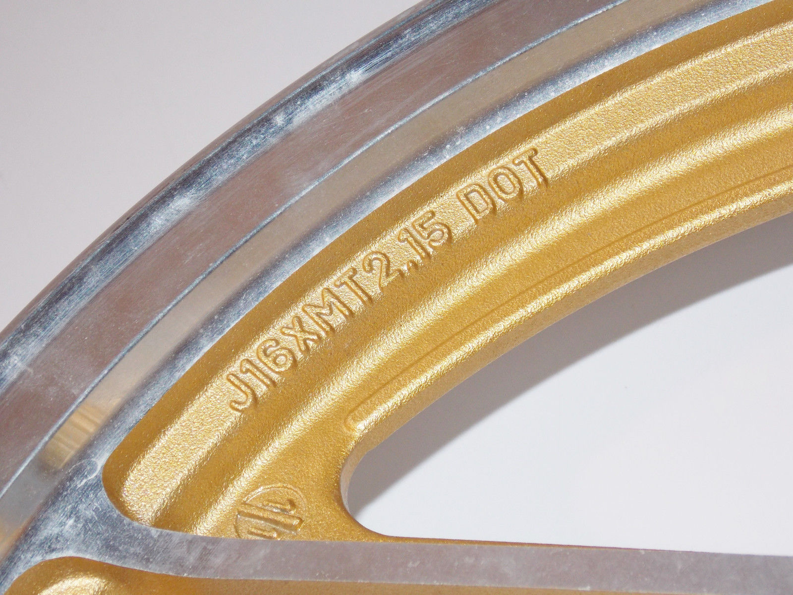 NOS SUZUKI 1983-84-85 GSX750 1.6-2.15 ASAHI ALLOY GOLD RIM WHEEL 54111-09310-19T - MotoRaider
