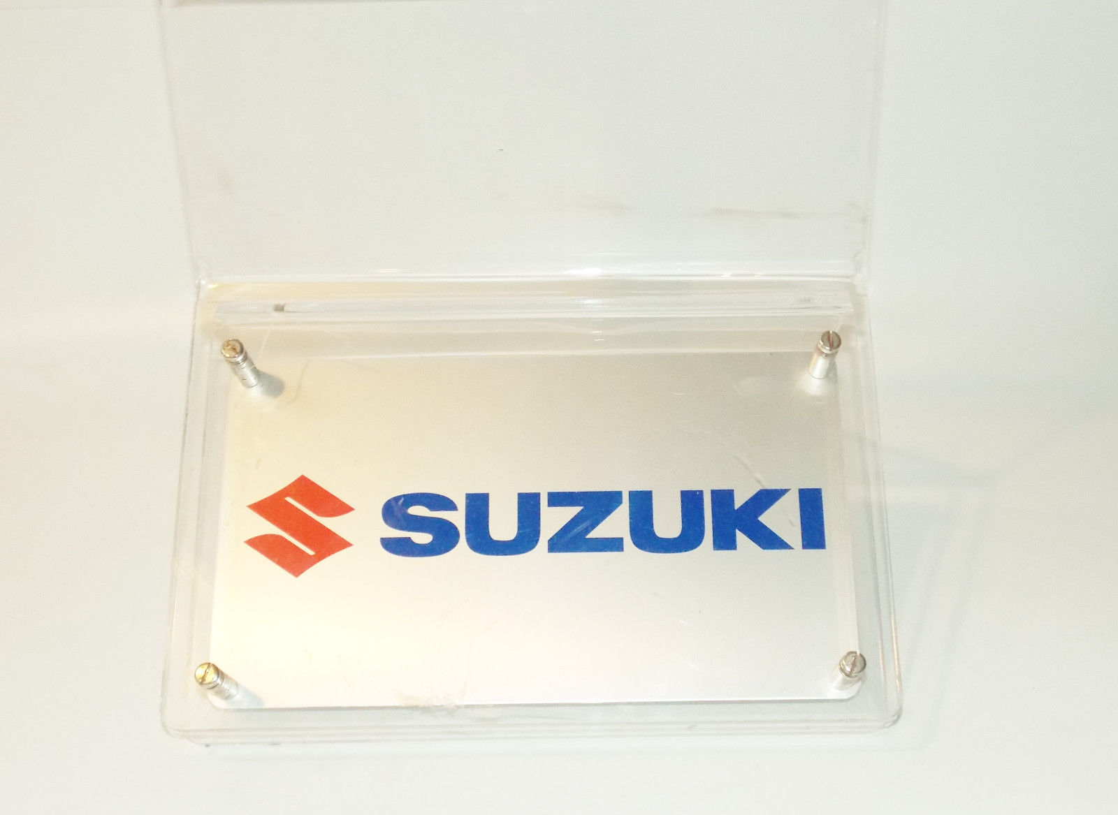 SUZUKI GSXR-750 DEALER SHOWROOM DISPLAY CLEAR PLEXIGAS H35" WITH BROCHURE POCKET - MotoRaider