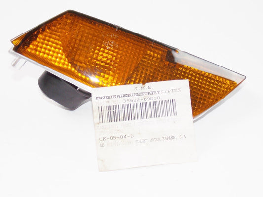 NOS SUZUKI 1992 1994 TURN SIGNAL LAMP AH50 AH100 35602-09E10 - MotoRaider