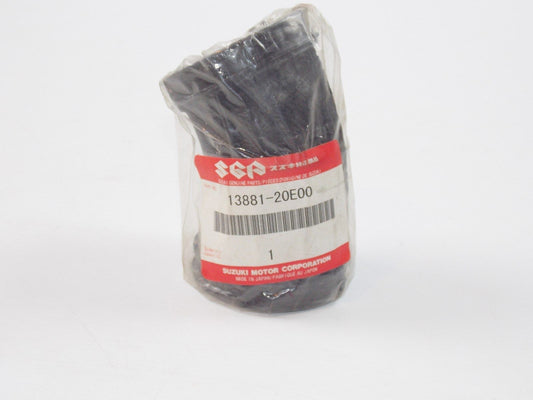 NOS SUZUKI 1996 1999 2000 AIR CLEANER OUTLET BURGMAN AN125 AN150 13881-20E00 - MotoRaider