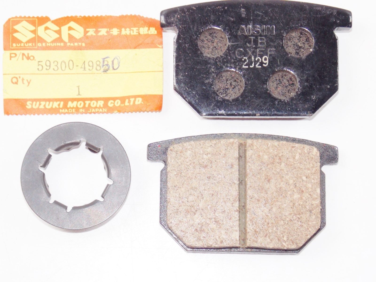 NOS SUZUKI 1981 1982 1983 BRAKE PAD SET GR650 550 GSX750  59300-49850 - MotoRaider