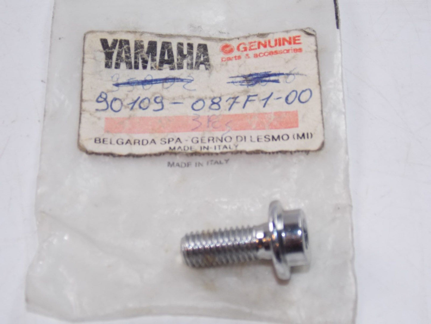 NOS YAMAHA  1993-1995 2001-2012  BOLT  XT600 FZS1000 FJR1300   90109-087F1 - MotoRaider