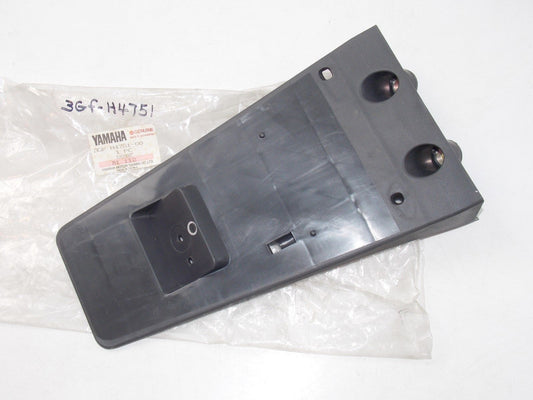 NOS YAMAHA  1991 1996 LICENCE BRACKET CR50 3GF-H4751 - MotoRaider
