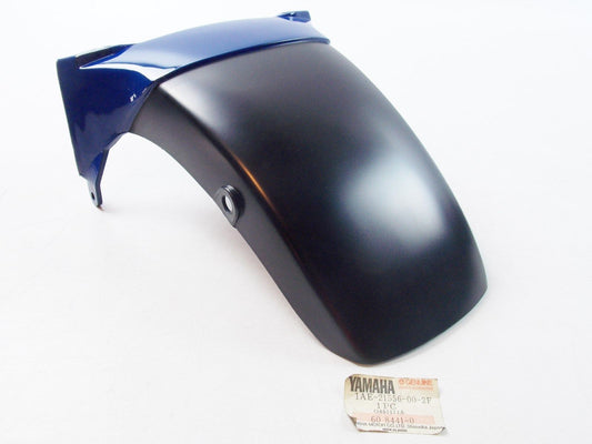 N0S OEM YAMAHA 1986  FRONT FENDER 2  FZ750  1AE-21556-00-2F - MotoRaider