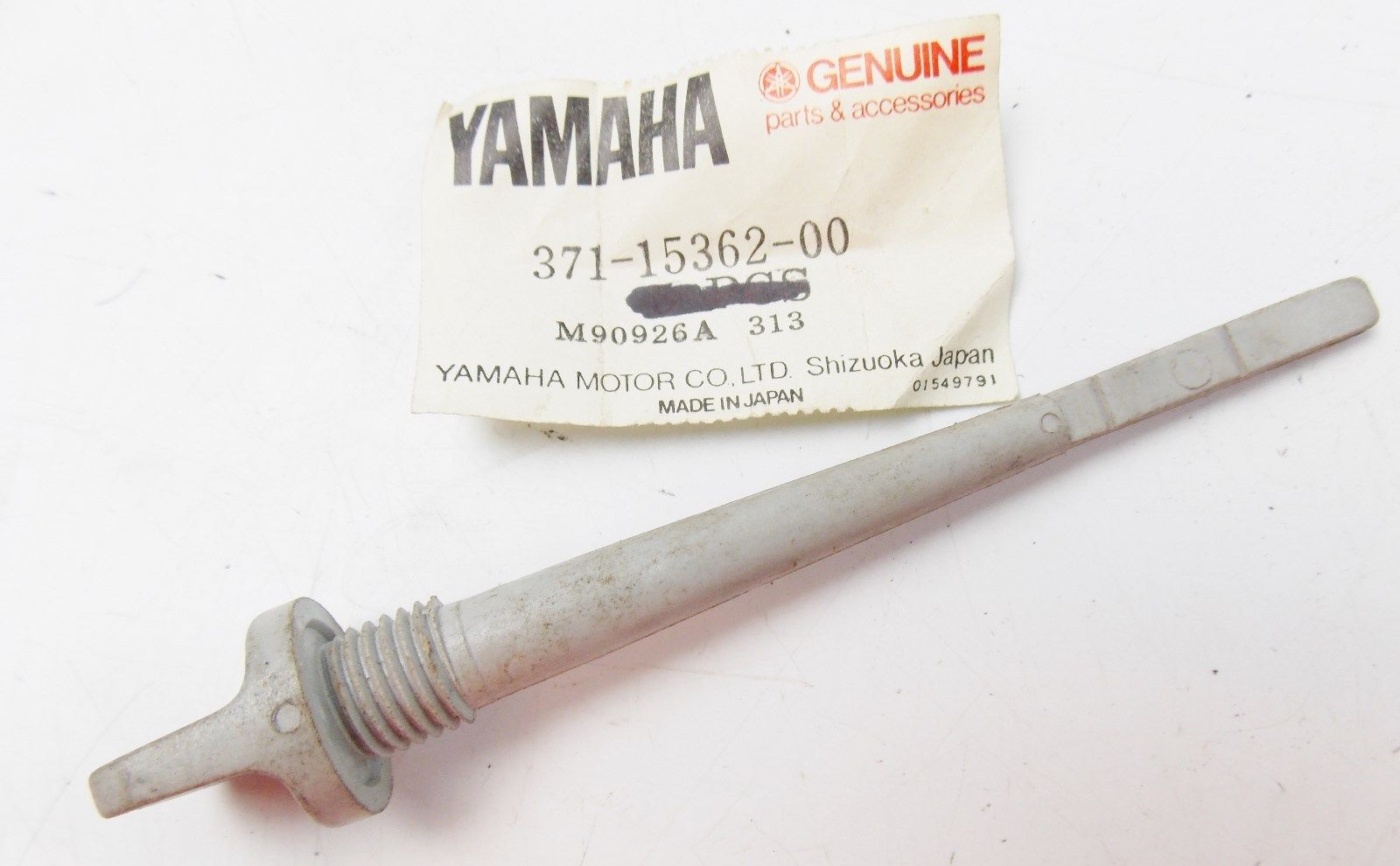 NOS YAMAHA 1973-1978 OIL LEVEL PLUG TW200 TX500 XS500   371-15362-00 - MotoRaider