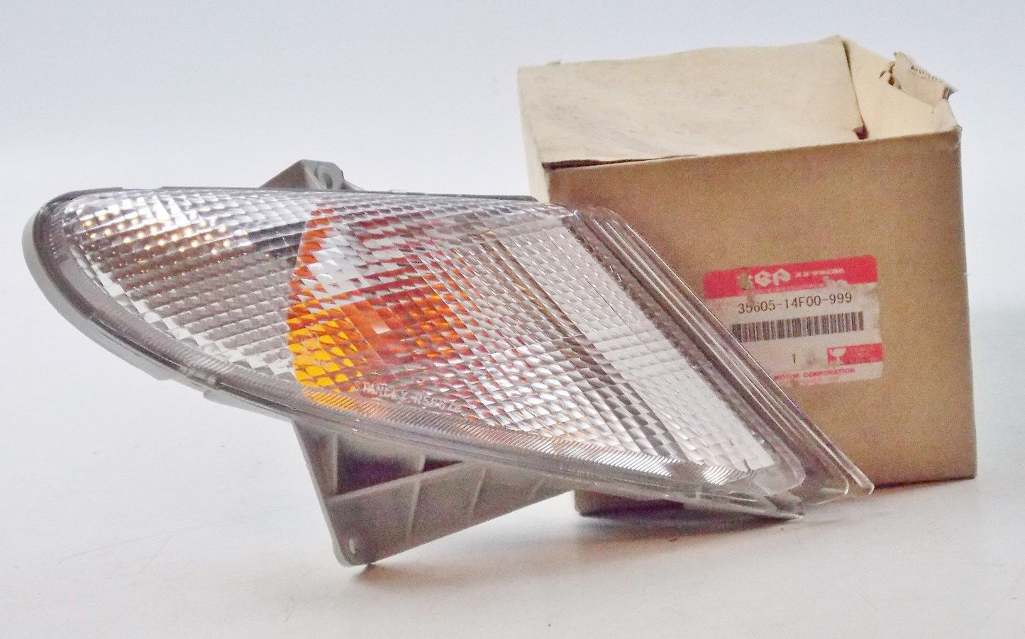 NOS SUZUKI 1998-2002 TURN SIGNAL LEFT HAND AN250/400  35605-14F00-999 - MotoRaider