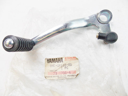 NOS YAMAHA 1986-1999 SHIFT PEDAL ASSY FZ600 FZR400/600  3HE-18110-00 - MotoRaider