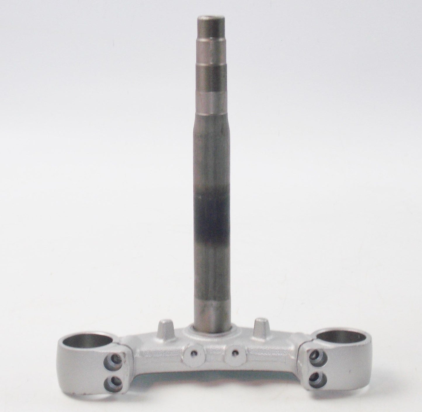 NOS YAMAHA  1986 1987 UNDER BRACKET FZX700  2JE-23340-00 - MotoRaider