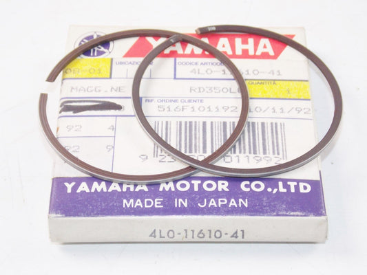 NOS YAMAHA  1981 1982 PISTON RING SET 4TH RD350   4L0-11610-41 - MotoRaider