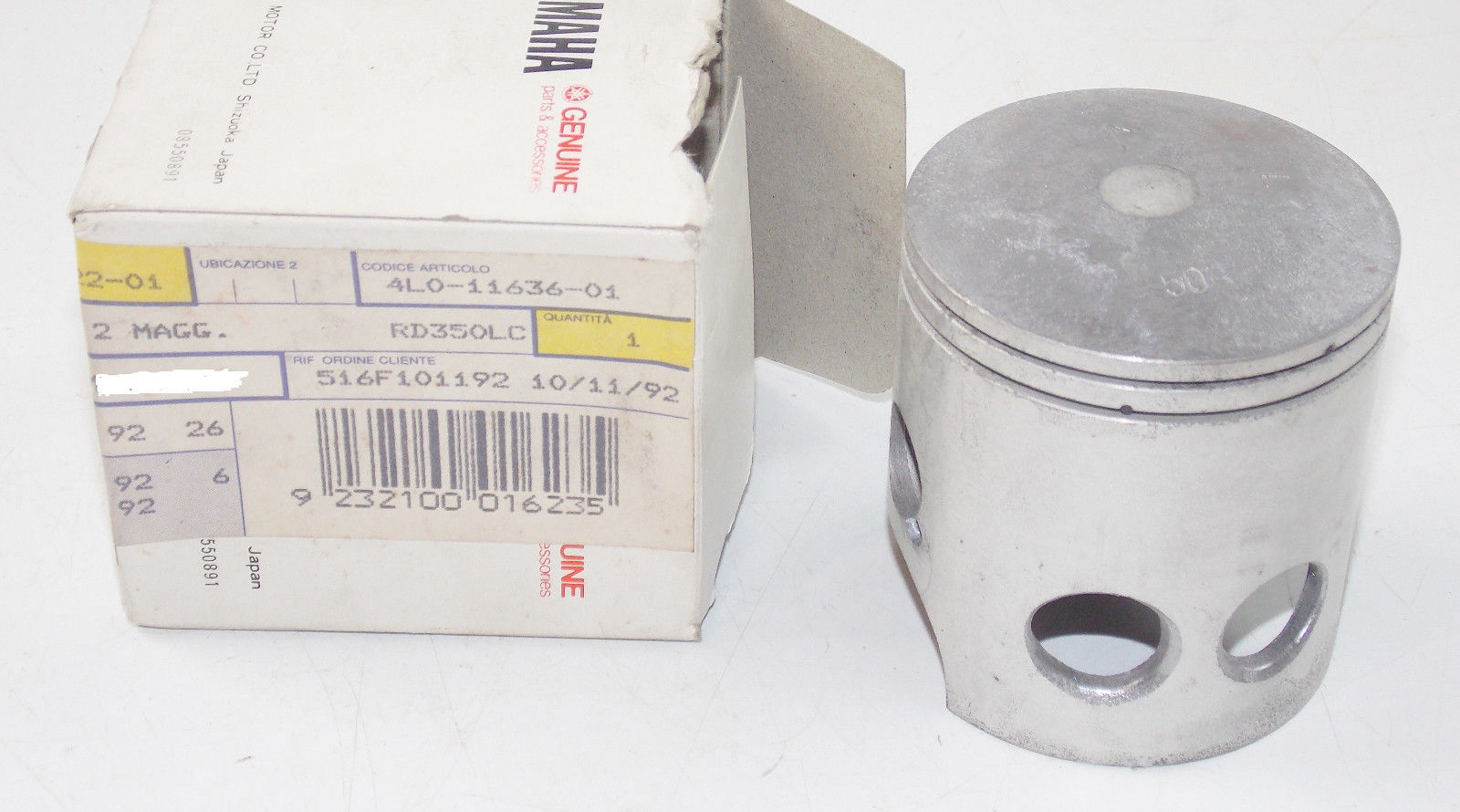 NOS GENUINE OEM YAMAHA 1982 RD350 .50 OVERSIZE PISTON 2ND OVER 4L0-11636-01 - MotoRaider