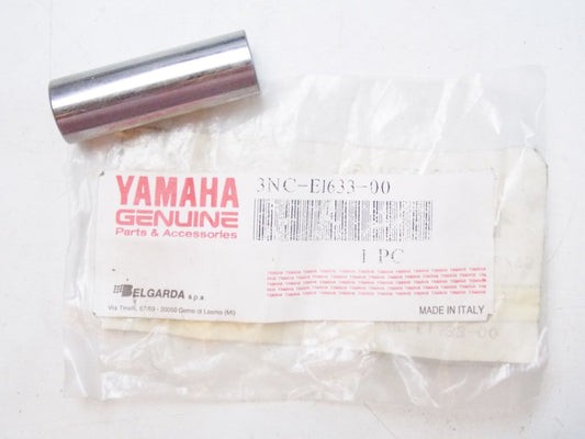 NOS YAMAHA 1989-1992 1994 PISTON PIN DT125 TDR125 3NC-E1633-00 - MotoRaider