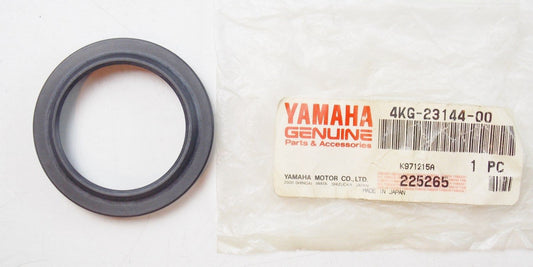 NOS YAMAHA 1996 1997 1998 DUST SEAL V-MAX1200   4KG-23144-00 - MotoRaider