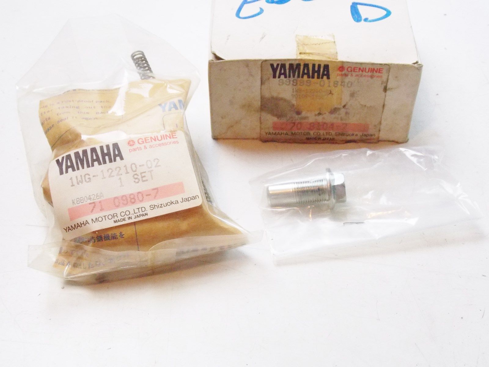 NOS YAMAHA 1997-2007 CAM CHAIN TENSIONER ASSY YZF600 FZR600  1WG-12210-02 - MotoRaider