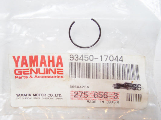 NOS YAMAHA 1974-2015 INNER CIRCLIP YT125 YFM200 XT225 YTM225  93450-17044 - MotoRaider
