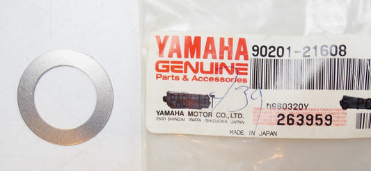 NOS YAMAHA 1976-1995 PLATE WASHER XS360/400 FJ1100/600 FZ750   90201-21608 - MotoRaider