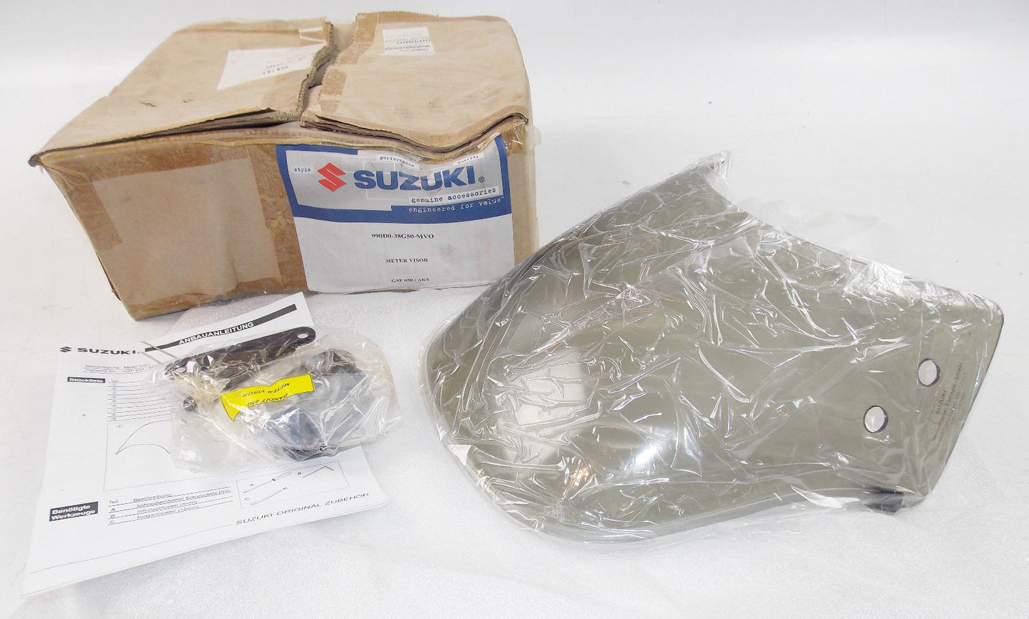 NOS SUZUKI GSF650 BANDIT K5 K6 K7 K8 NAKED WIND SCREEN VISOR 990D0-38G50-MVO - MotoRaider