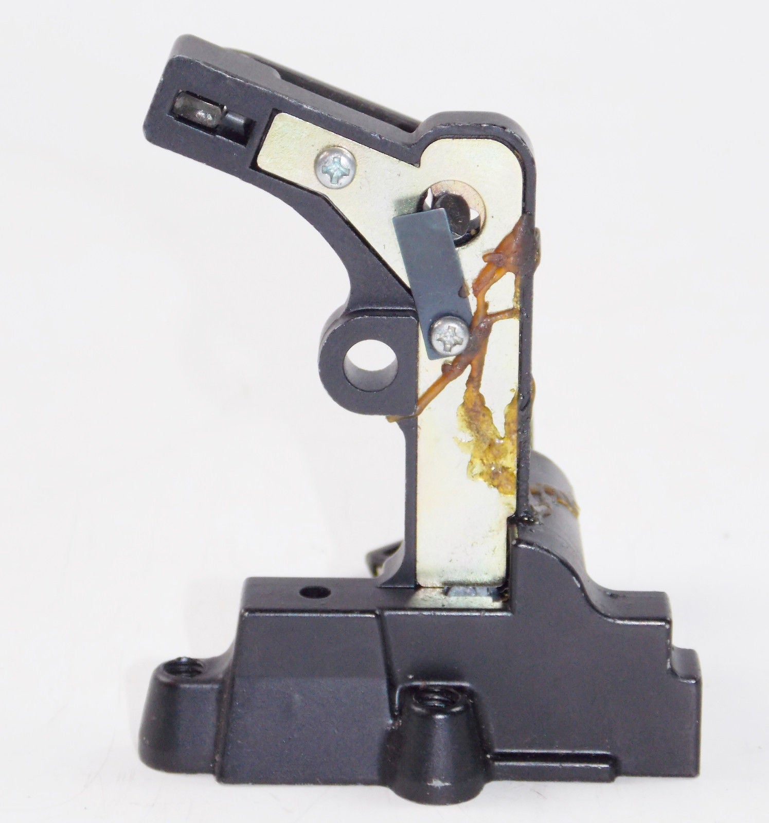 NOS YAMAHA 1981 1982 1983 XJ750 SECA SEAT LOCK ASSEMBLY WITH KEY 5G2-24705-00 - MotoRaider
