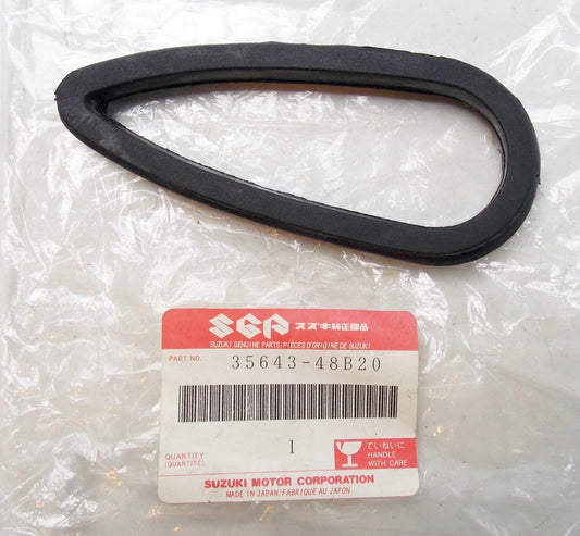 NOS SUZUKI 1988-1993 TURN SIGNAL LAMP GASKET GSX1100   35643-48B20 - MotoRaider