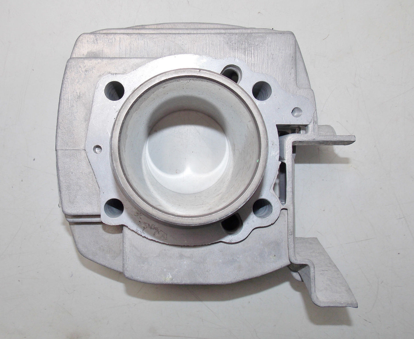 NOS 80'S DUCATI HORIZONTAL CYLINDER PANTAH XL TL 350 CAGIVA ALAZZURRA 065917210 - MotoRaider