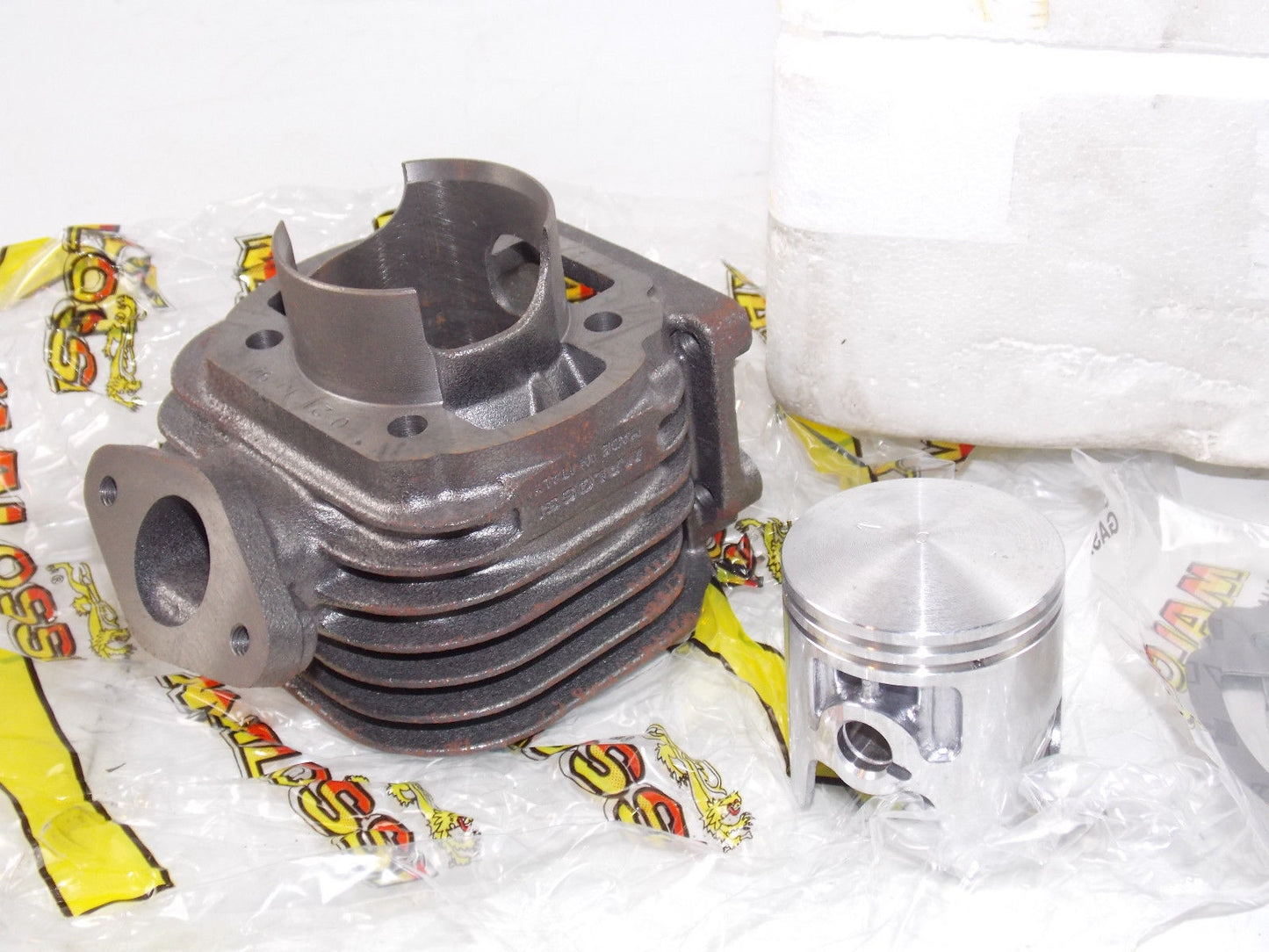 NOS 68cc MALOSSI KIT CYLINDER PISTON 47mm APRILIA GARELLI ITALJET LEM YAMAHA 3WW - MotoRaider