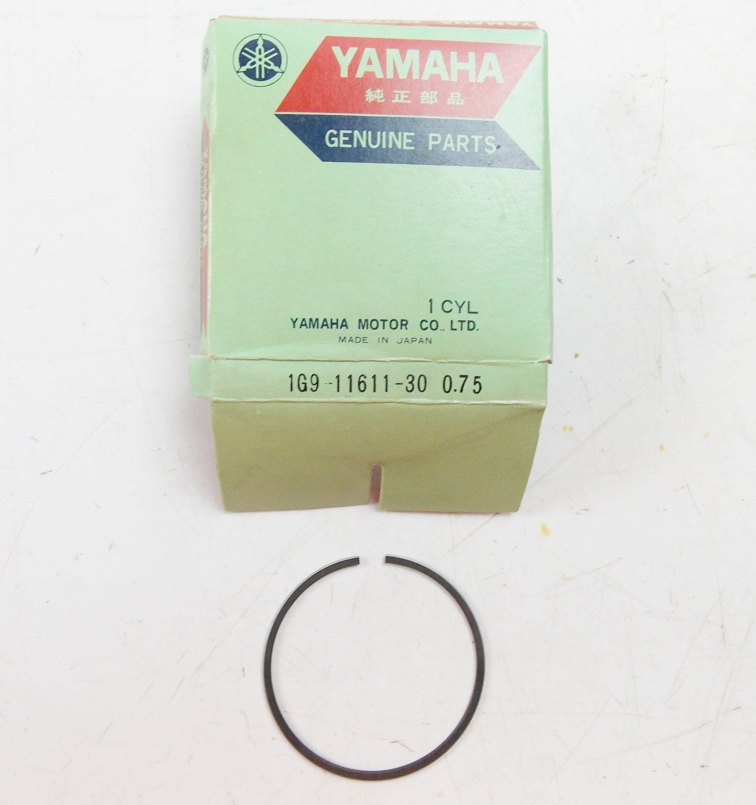 NOS YAMAHA   1977 PISTON RING  3RD OVER 0.75 YZ100  1G9-11611-30 - MotoRaider
