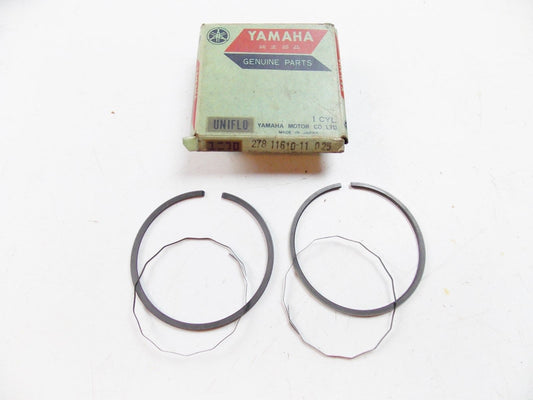 NOS YAMAHA  1970 1971 1972 PISTON RING SET 1ST O/S 0.25 R5  278-11610-11 - MotoRaider