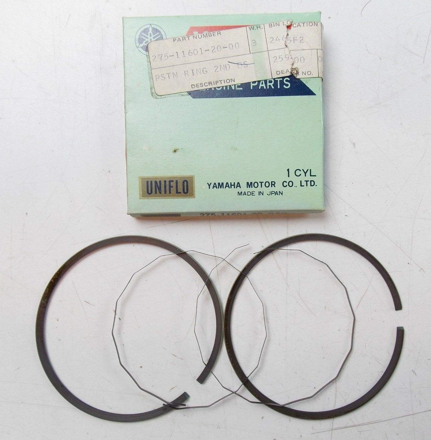 NOS YAMAHA  1970 1971 PISTON RING SET 2ND O/S 0.25 RT1 275-11601-20 - MotoRaider