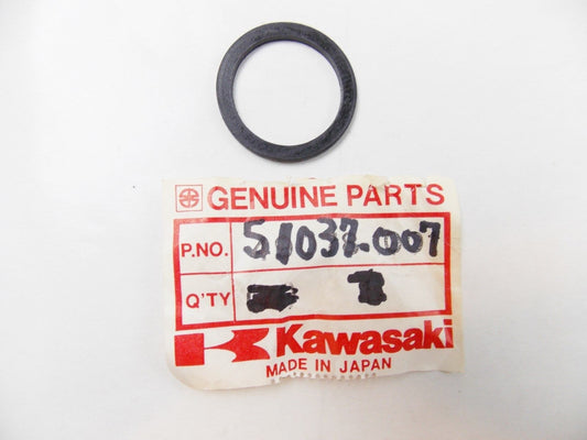 NOS KAWASAKI  1966-1976 FUEL CUP GASKET A1/7 W1/2 F3/4/6/8 KH500  51037-007 - MotoRaider