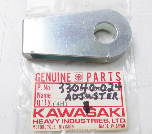 NOS KAWASAKI  1968 1969 1970 R.H. CHAIN ADJUSTER F3 F4   33040-024 - MotoRaider
