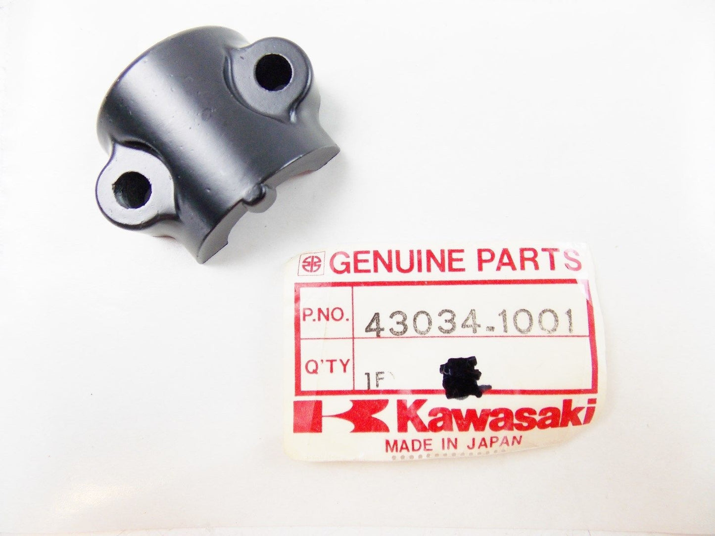 NOS KAWASAKI  1974-1990 MASTER CYLINDER HOLDER KH400 KZ750 EN450  43034-1001 - MotoRaider