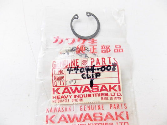 NOS KAWASAKI 1968-1979 FORK PISTON CIRCLIP Z1 H1/2 S3 F4 F5 F8 F9   44044-008 - MotoRaider