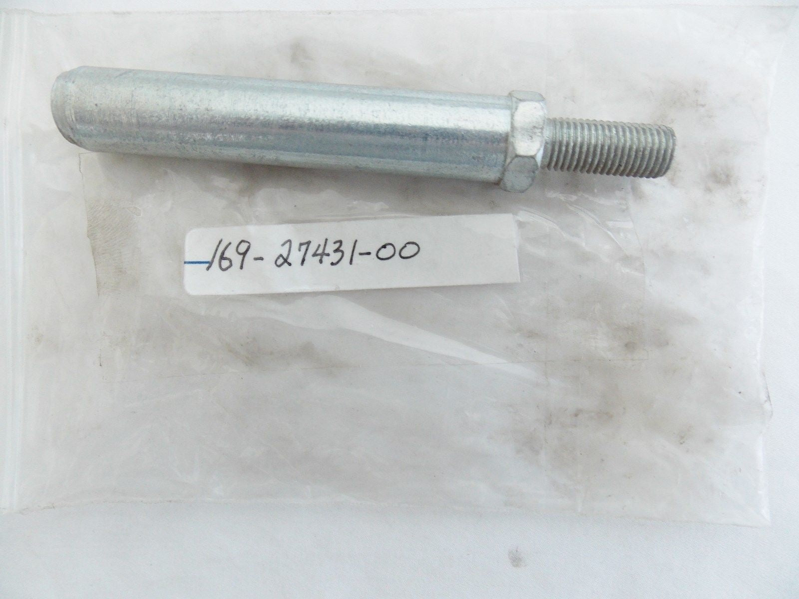 NOS YAMAHA 1967 REAR FOOTREST 1 YDS5 YM2 169-27431-00 - MotoRaider