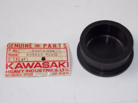 NOS KAWASAKI 1975 1976 1977 RUBBER PLUG KZ400  92074-036 - MotoRaider