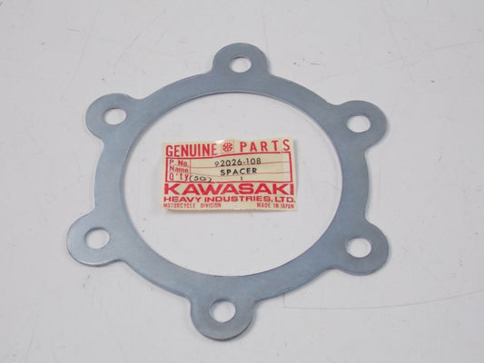 NOS KAWASAKI 1976 1977 REAR HUB SPACER KZ900   92026-108 - MotoRaider