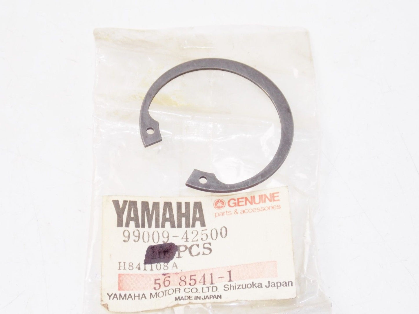 NOS YAMAHA 1963-2016 YG1 YAS1C DT1E RT3 VMAX 600-VX600U HS1B CIRCLIP 99009-42500 - MotoRaider