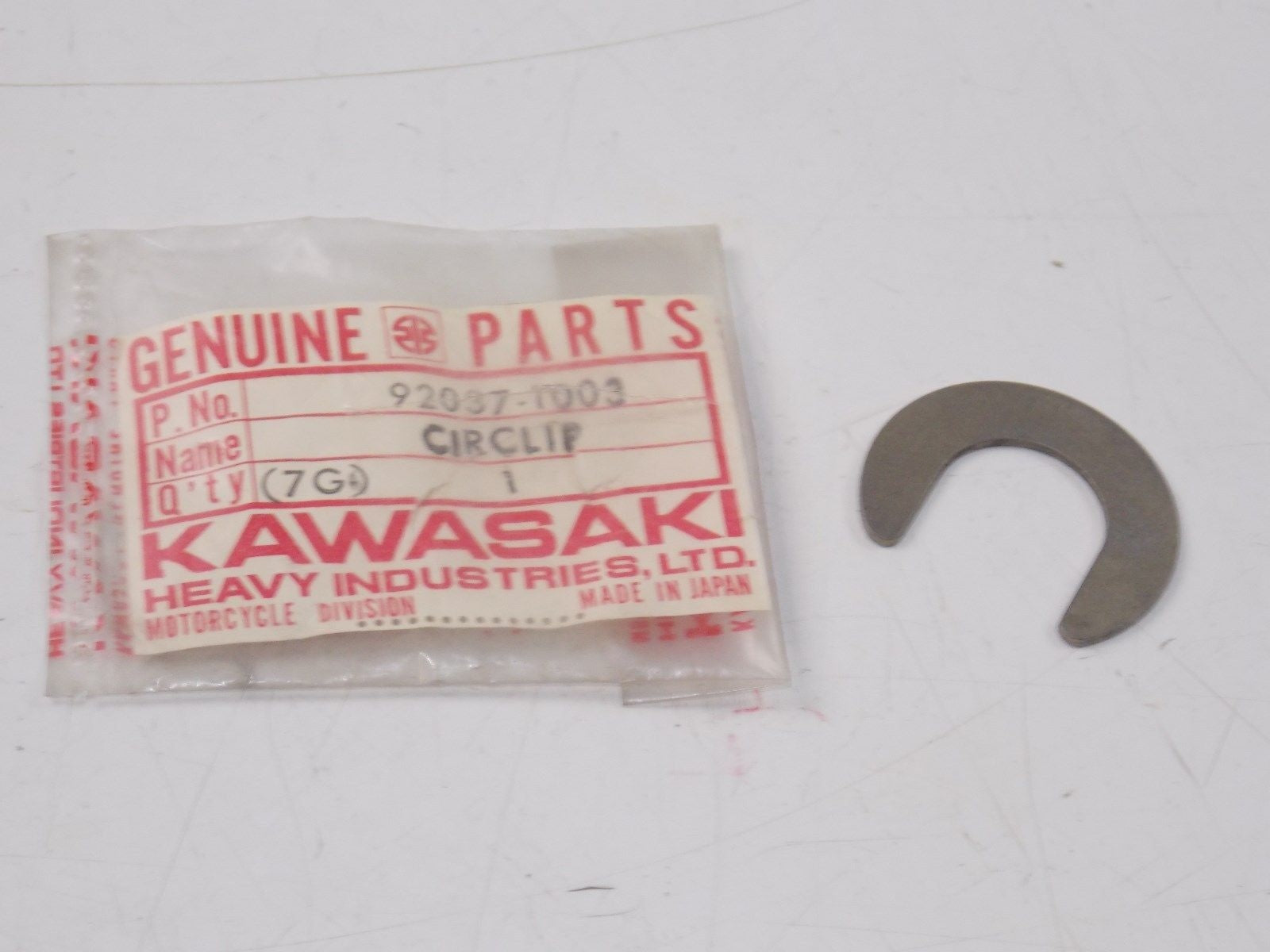 NOS KAWASAKI 1978 1979 CIRCLIP KZ400  92037-1003 - MotoRaider