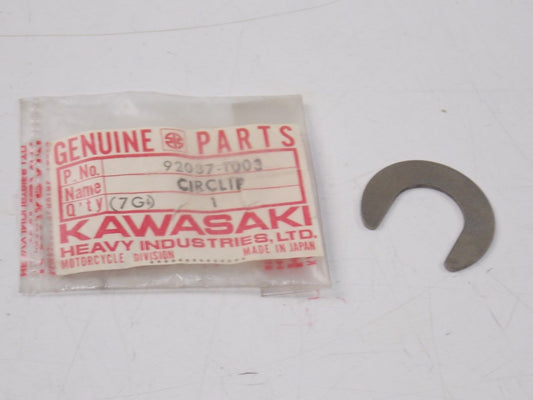 NOS KAWASAKI 1978 1979 CIRCLIP KZ400  92037-1003 - MotoRaider
