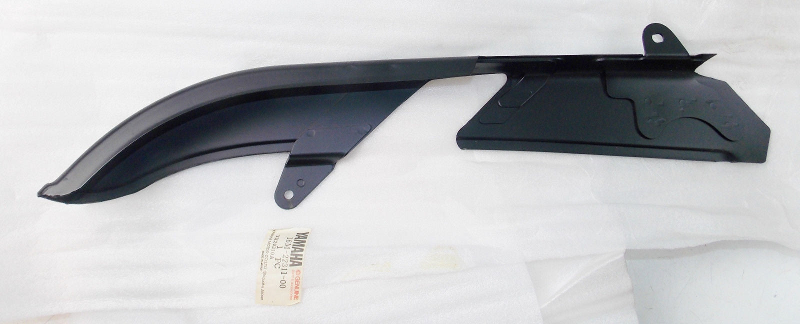 NOS OEM NEW YAMAHA 1982 XS400 XS 400 CHAIN GUARD CASE 16M-22311-00 - MotoRaider